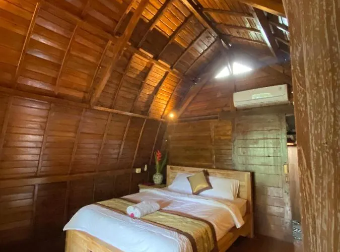 Ita House *