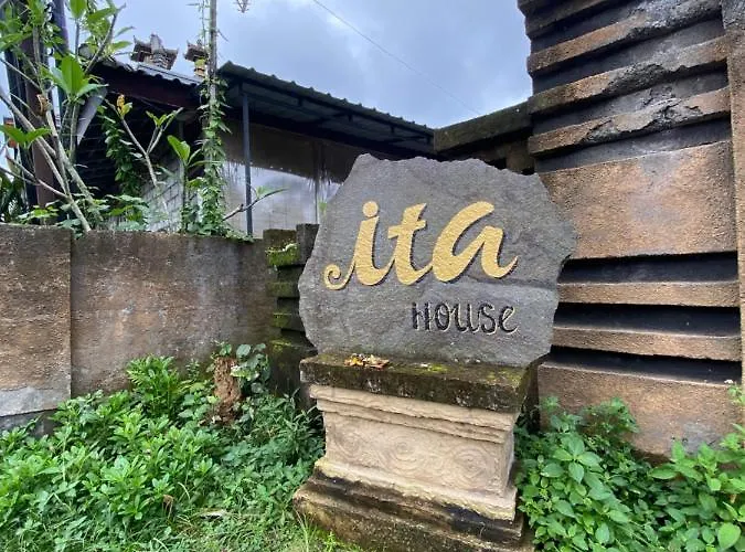 Ita House *